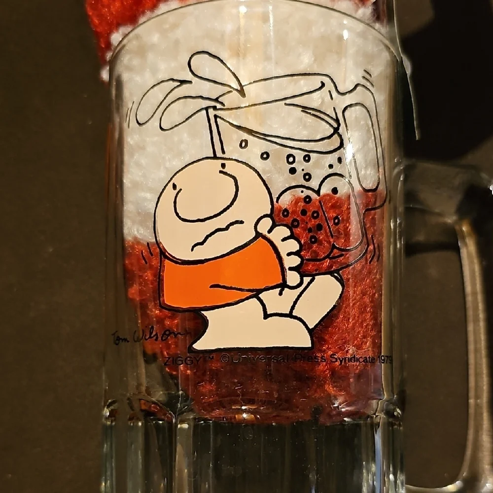 Ziggy Beer Mug VINTAGE 70's  Macho Cartoon Alcohol barware Kitchen Drink Glass
